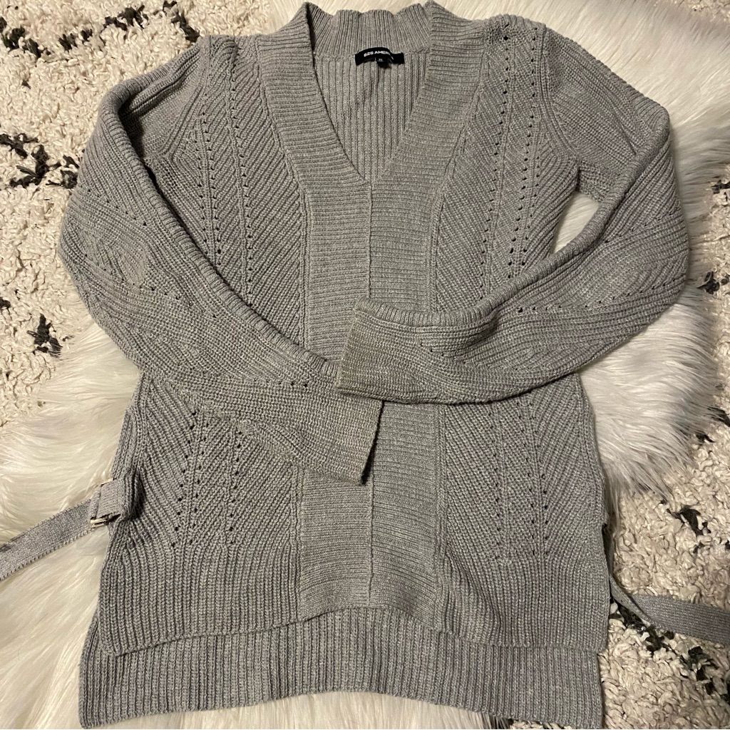 525 America Sweater